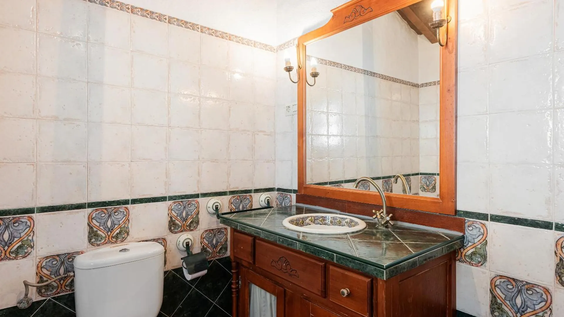 Tatil Evi Casa Rural La Herradura Antequera